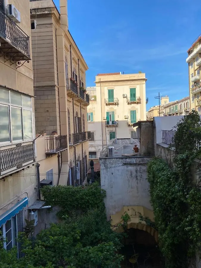 Amari 106 Apartment Palermo