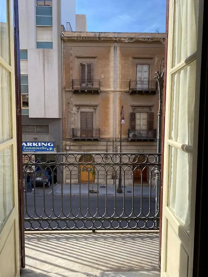 Amari 106 Apartment Palermo Italy